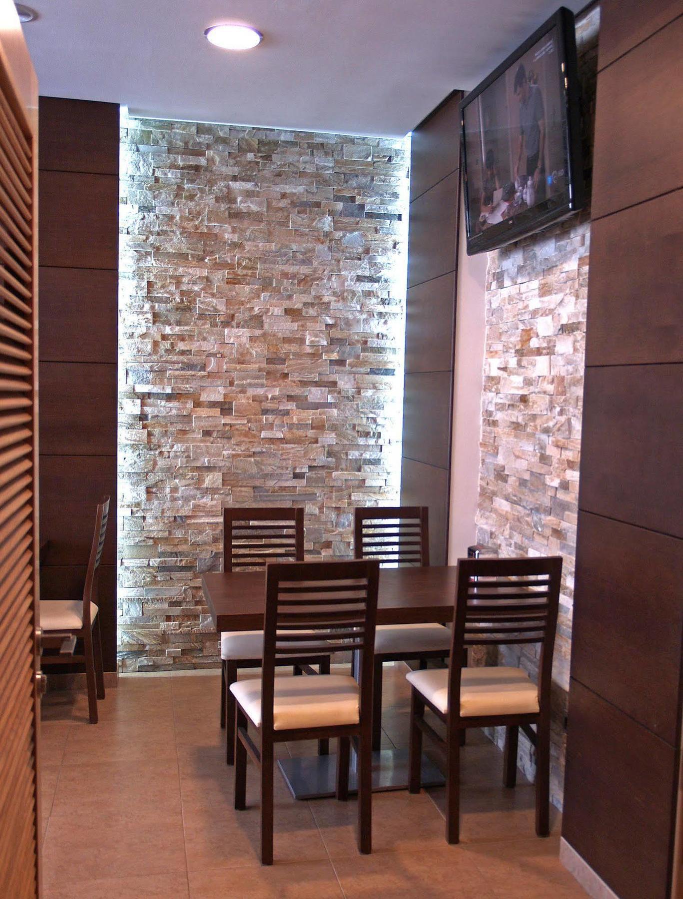 Pension Las Palmeras Lalin Exterior photo